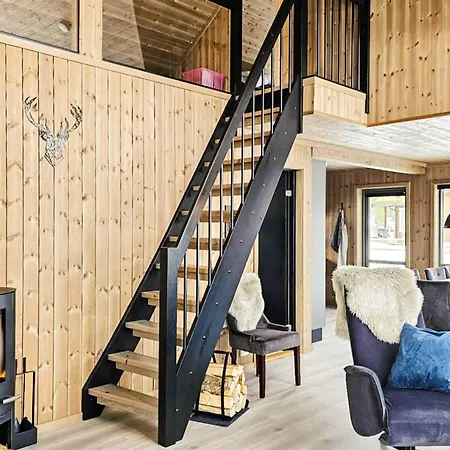 Casa vacanze 11 Person In Hornnes