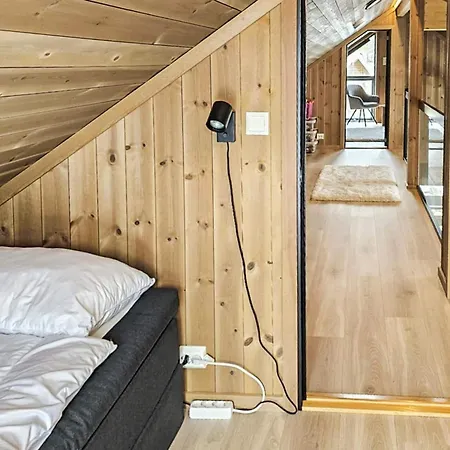 Casa vacanze 11 Person In Hornnes