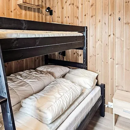 Casa vacanze 11 Person In Hornnes