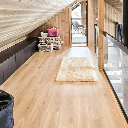 Casa vacanze 11 Person In Hornnes