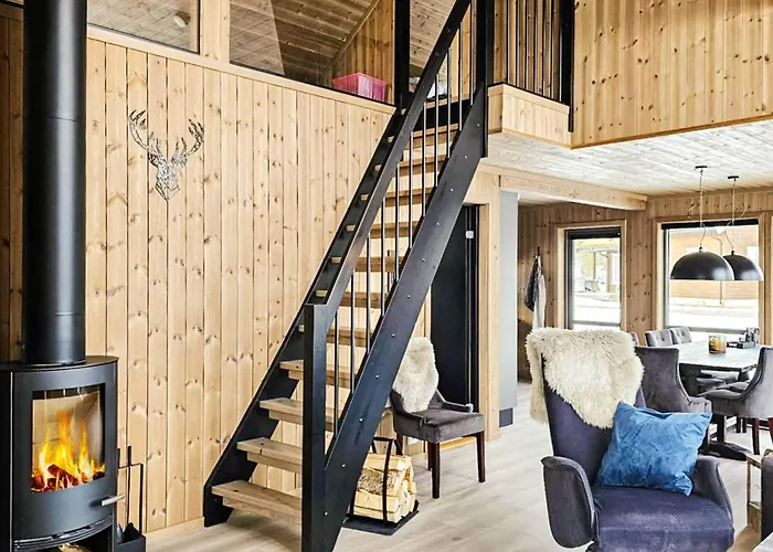 Casa de Férias 11 Person In Hornnes